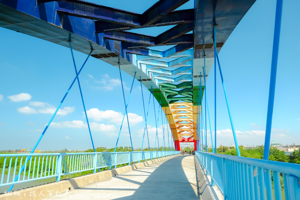 IG打卡祕境》新竹彩虹橋│一次四座彩虹橋 就在新竹濱海17公里海岸線