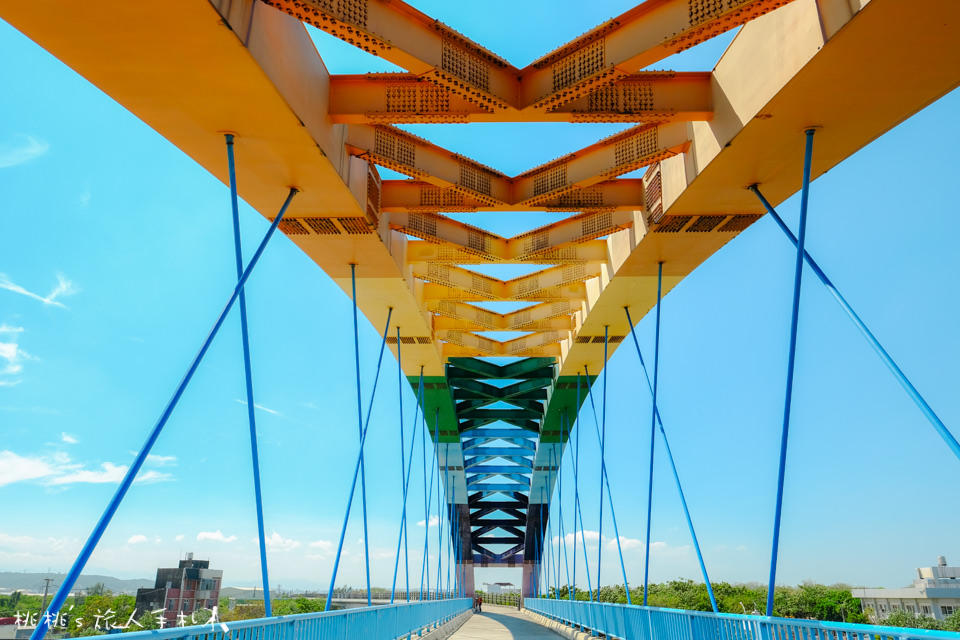 IG打卡祕境》新竹彩虹橋│一次四座彩虹橋 就在新竹濱海17公里海岸線