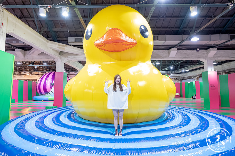 台北展覽》黃色小鴨來華山了！霍夫曼的療癒動物氣墊樂園