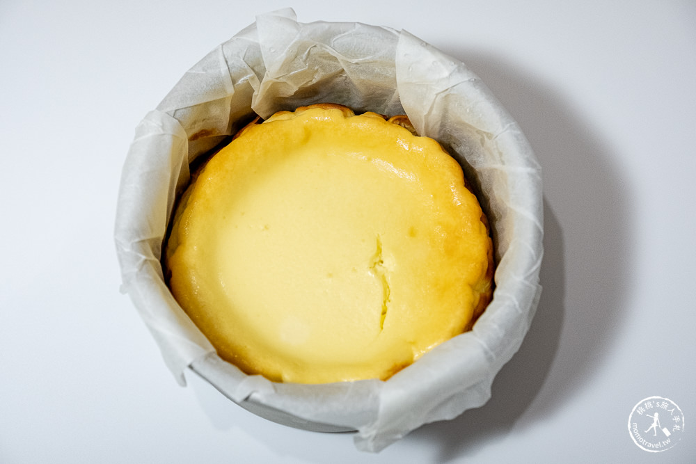 桃桃簡單料理-甜點食譜》巴斯克乳酪蛋糕│在家簡單做甜點，親子甜點DIY作法教學