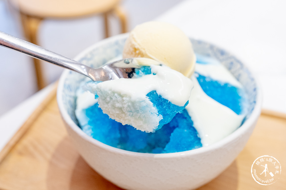 宜蘭羅東美食》小島日和-日式刨冰店│花牆前藍色富士山 美拍打卡